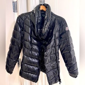 Moncler shiny puffer down jacket in size 2 (moncler size equivalent to M)